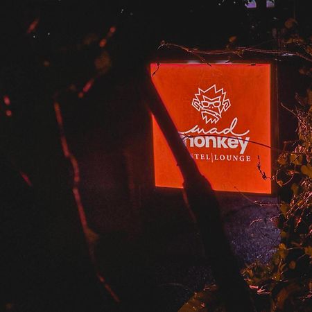 Mad Monkey Hostel And Lounge Елла Екстер'єр фото