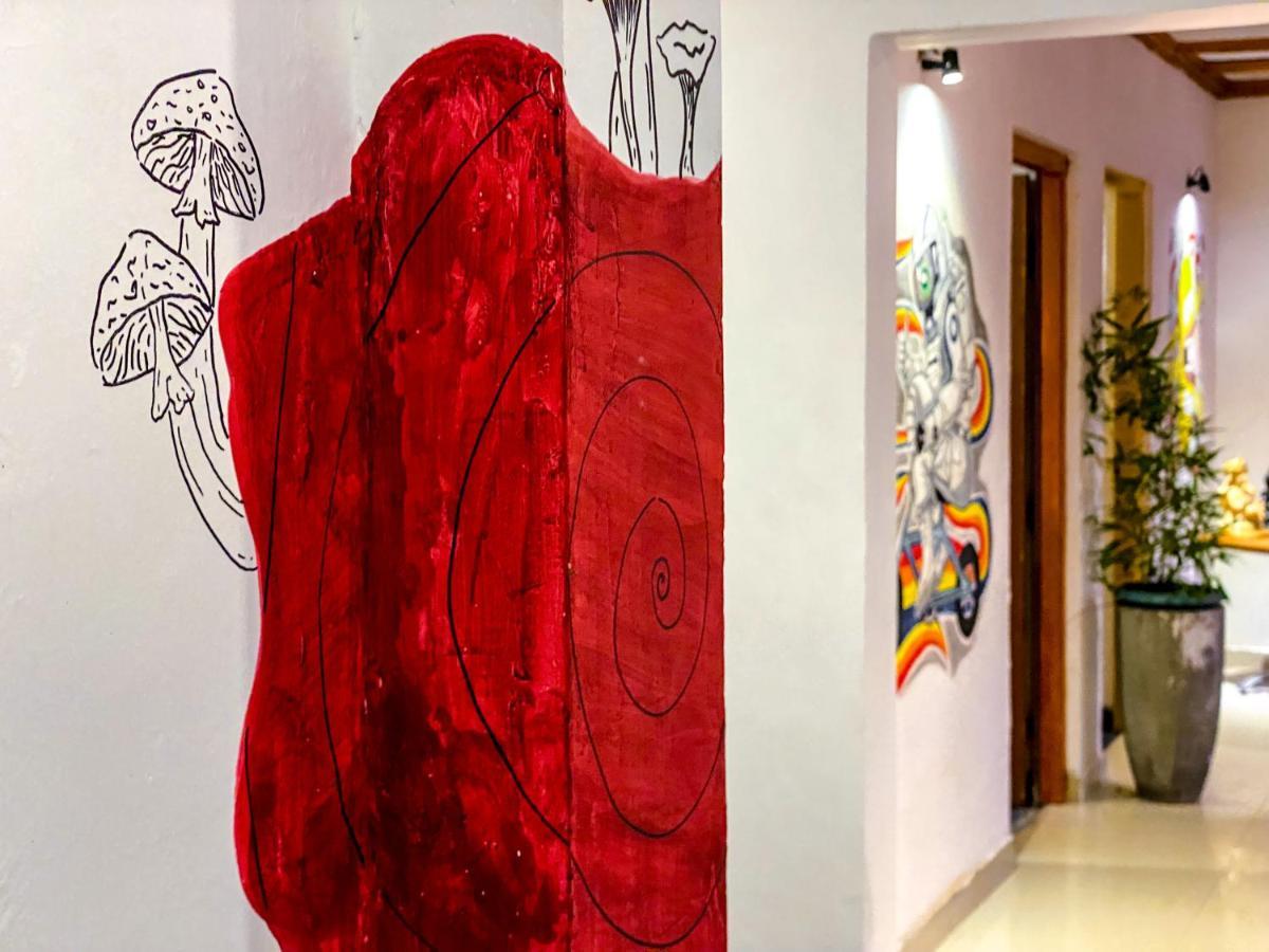 Mad Monkey Hostel And Lounge Елла Екстер'єр фото