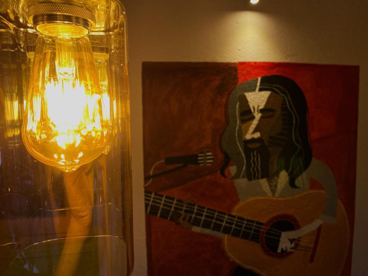 Mad Monkey Hostel And Lounge Елла Екстер'єр фото