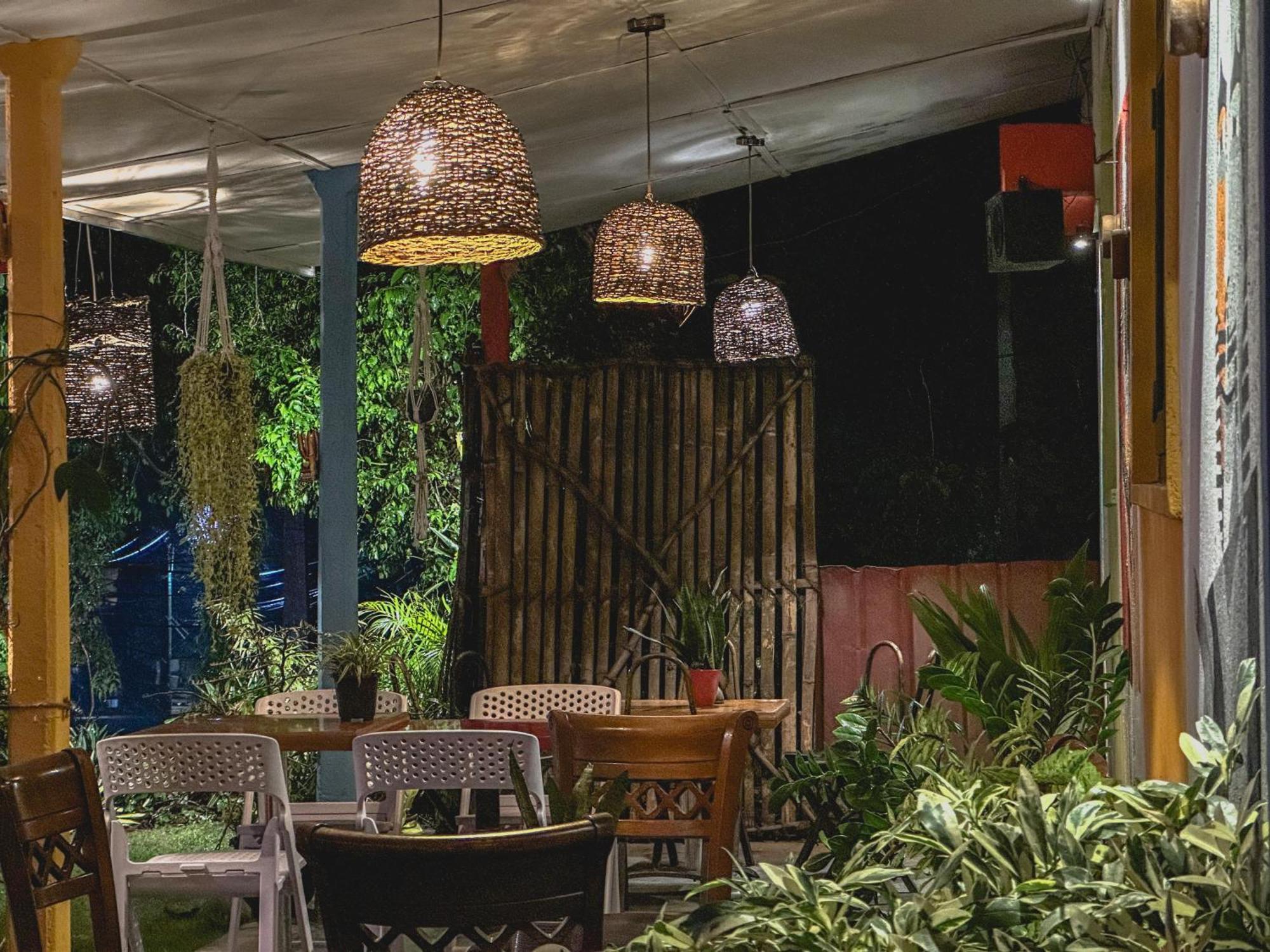 Mad Monkey Hostel And Lounge Елла Екстер'єр фото