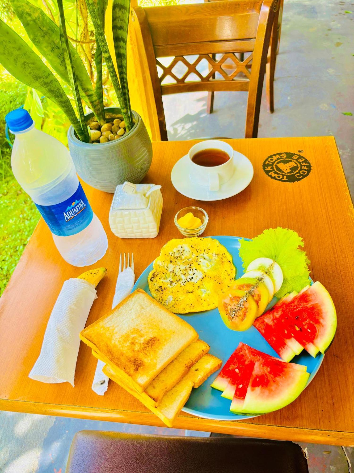 Mad Monkey Hostel And Lounge Елла Екстер'єр фото
